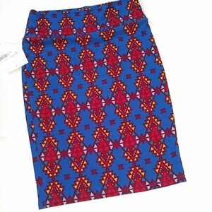 - NWT Lularoe Cassie Pencil Skirt L